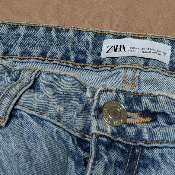 Zara distressed jeans - Picture 3 of 3